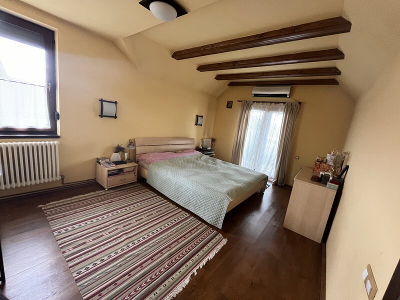 Mogosoaia, zona Martha Bibescu